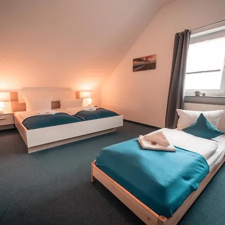 Airport Lounge Bed and breakfast 3*