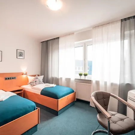 Airport Lounge Bed and breakfast 3*